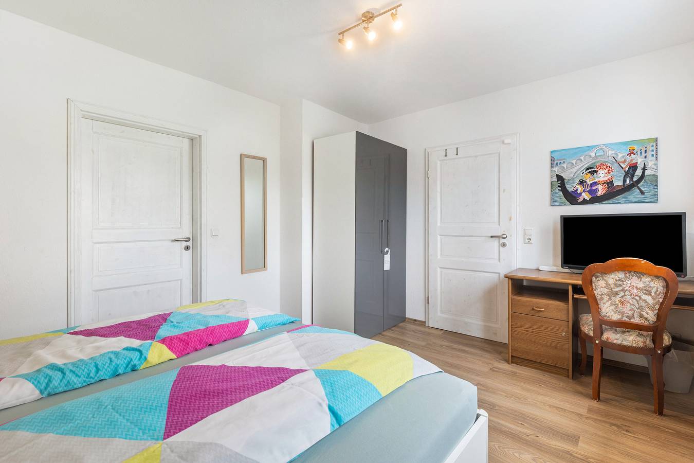 Zimmer 'Venedig' mit gemeinsamer Terrasse und Wlan in Birstein, Main-Kinzig-Kreis