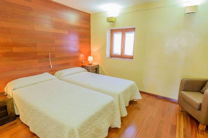 Location de vacances pour 6 personnes, avec jardin et piscine à Tabernas - 2