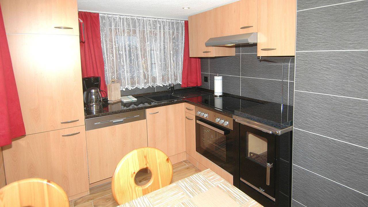 Ganze Ferienwohnung, Ferienwohnung für 3 Personen (40 m²) in Blatten bei Naters in Naters, Brig
