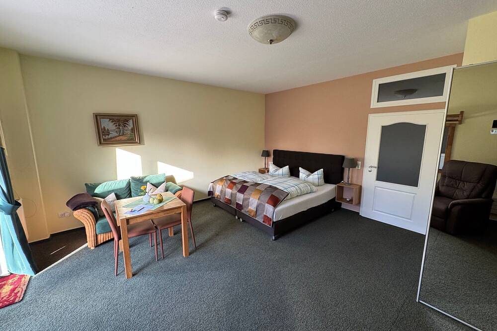 Doppelzimmer 4 - Bed & Breakfast am Waldgürtel in Forst (Lausitz), Lausitz