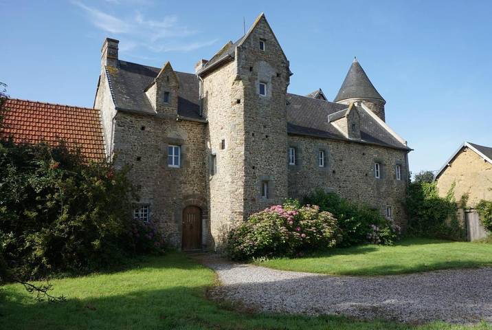 Location de vacances pour 8 personnes, avec jardin et vue, animaux acceptés à Saint-Patrice-de-Claids