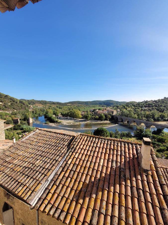 Four-Bedroom House in Roquebrun, Région de Béziers