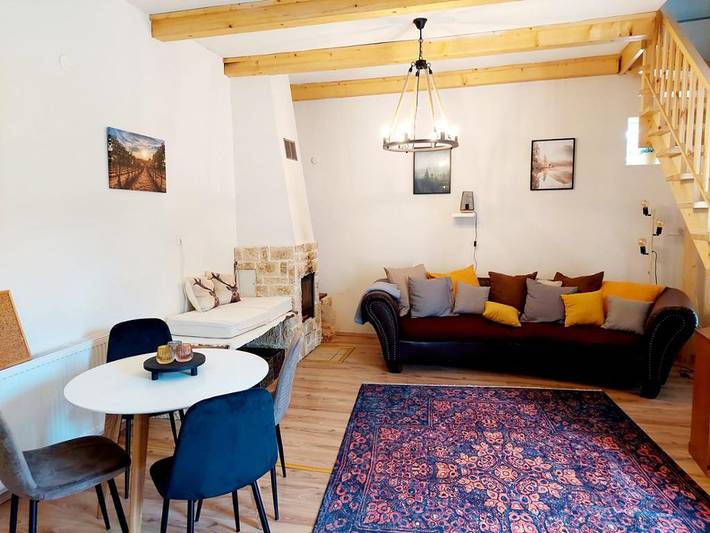 Ganze Wohnung, Ferienwohnung Wein-Bleibe - Ferienwohnung in Althöflein, Großkrut