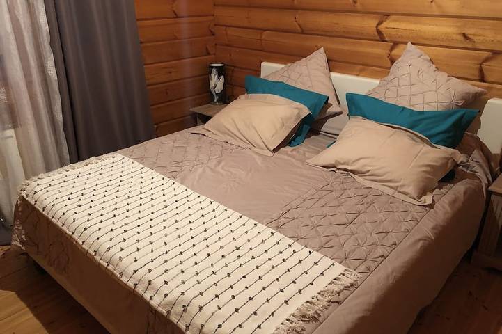 Gîte pour 2 personnes, avec jardin ainsi que jacuzzi et piscine à Peri - 3