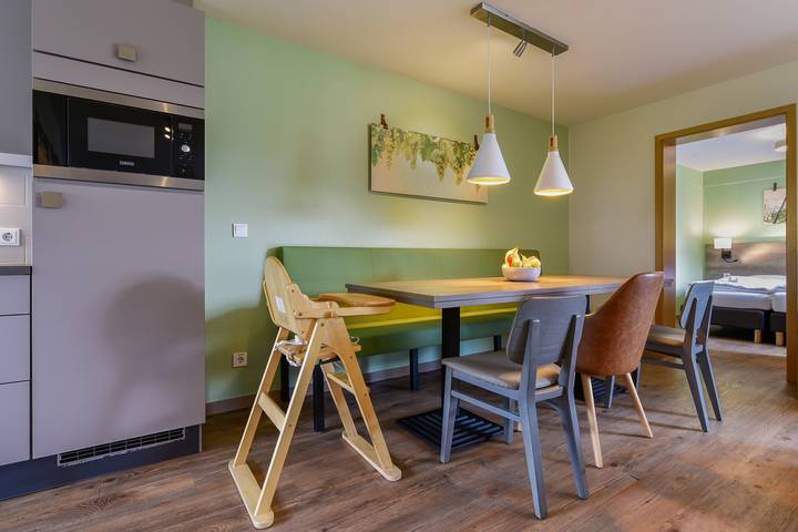 Bungalow für 6 Personen, mit Terrasse und Balkon/Terrasse in Mosel-Saar - 4