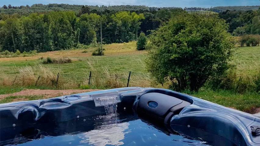 Location de vacances pour 11 personnes, avec sauna et jardin à Marchin - 2