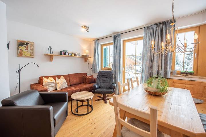 Vakantieappartement voor 6 personen, with uitzicht and terras as well as tuin in Hochkrimml