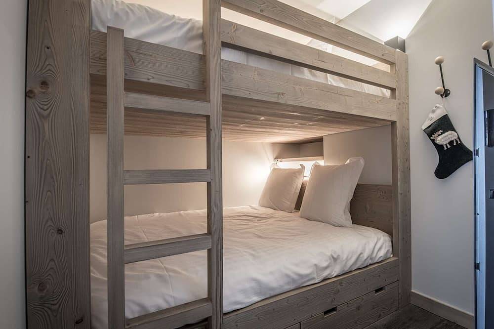 Entire apartment, Courchevel 1550 - Apartment 6/7 pers. with Wi-Fi, pets allowed, parking in Saint-Bon-Tarentaise, Massif de la Vanoise