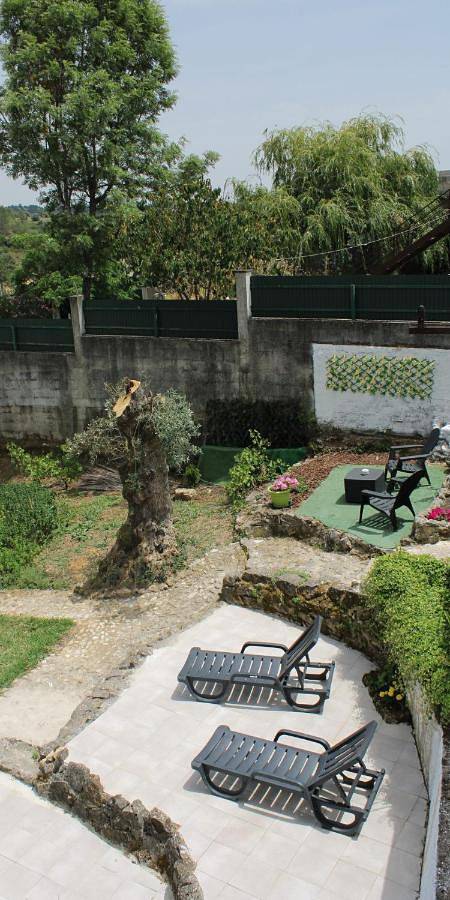 Location de vacances pour 6 personnes, avec piscine ainsi que jardin et vue à Tomar - 2