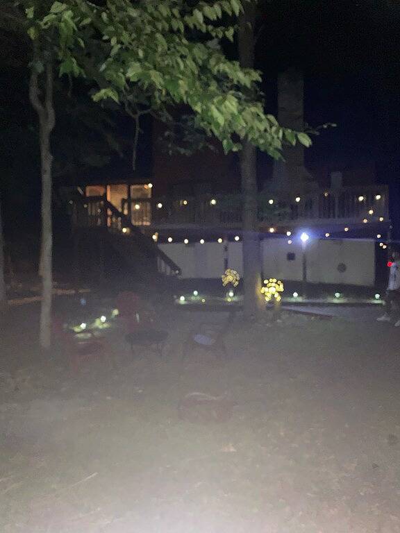 Blockhütte für 6 Personen, mit Whirlpool und Pool sowie Terrasse - 1