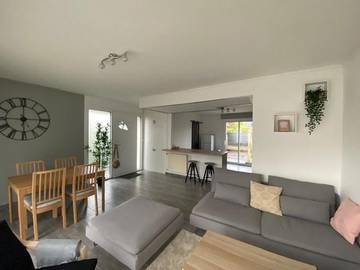 Location de vacances pour 4 personnes, avec terrasse à Hillion