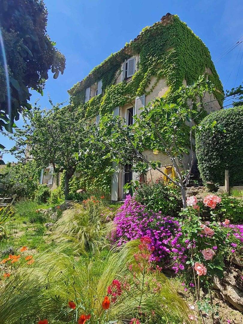 Chambres d'hôtes Chez Thibaut et Sophie - Chambre Cassis in La Motte-d'Aigues, Parc naturel régional du Luberon