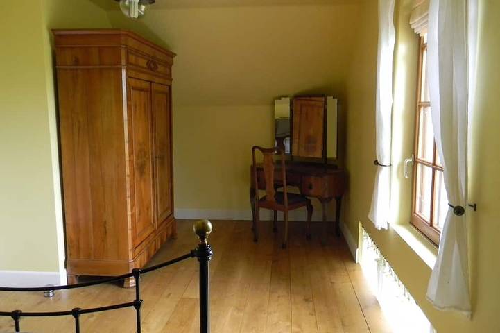 Gîte pour 4 personnes, avec terrasse et jardin à Bazouges-la-Pérouse - 3