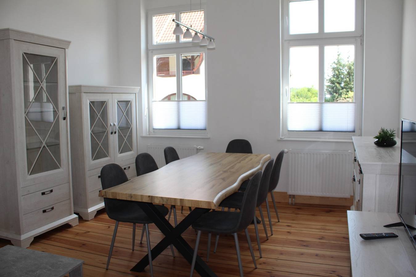 Ganze Wohnung, Ferienwohnung Eg Links - Lychen" mit Seeblick, Gemeinschaftsterrasse und Wlan in Lychensee, Lychen