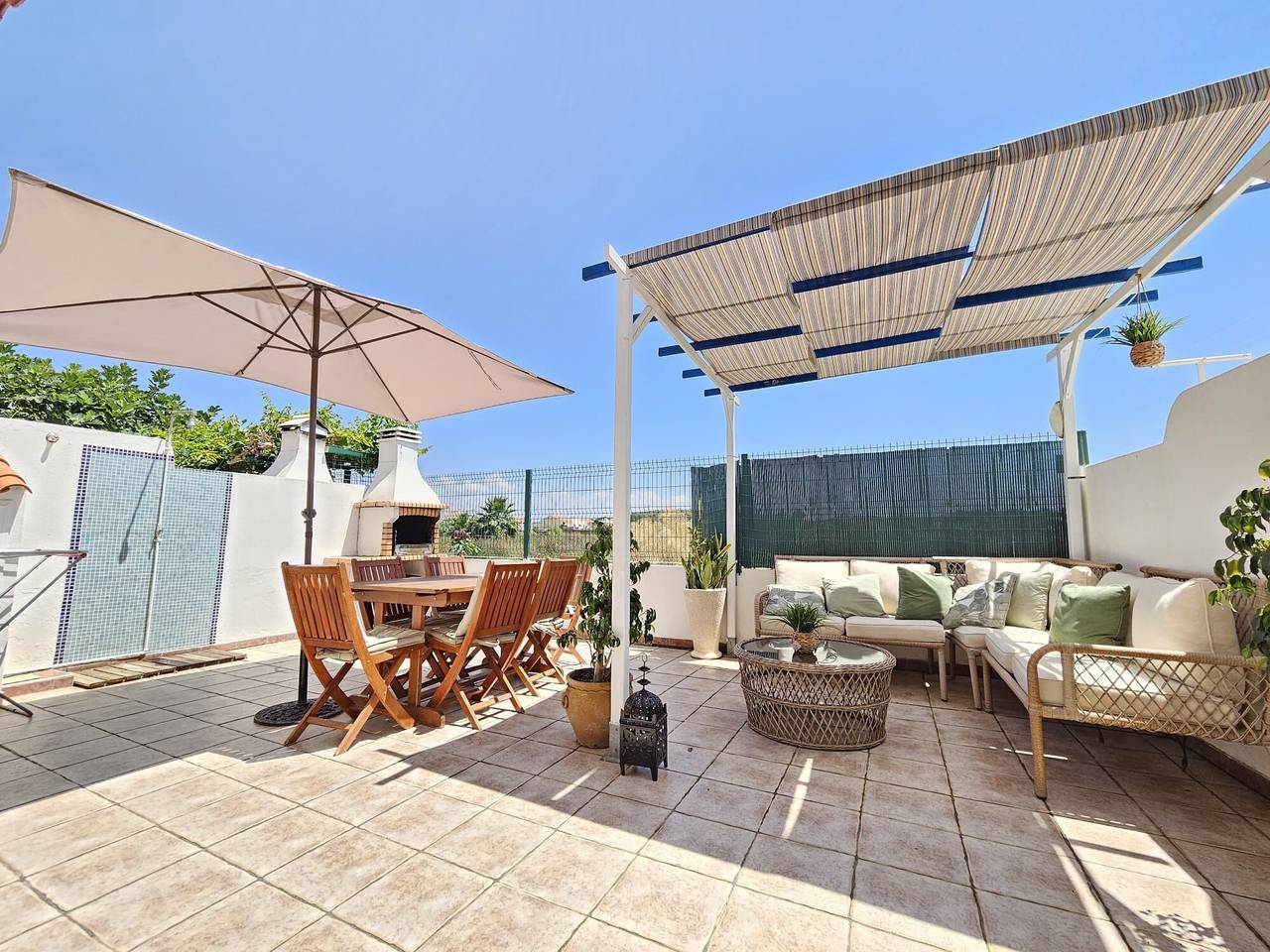 Ferienhaus 'Altura Retro Beach' mit privater Terrasse, Wi-Fi und Klimaanlage in Altura, Faro Distrikt