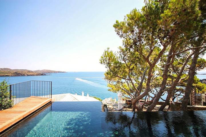 Vakantiehuis voor 20 personen, met terras en tuin in Cadaques