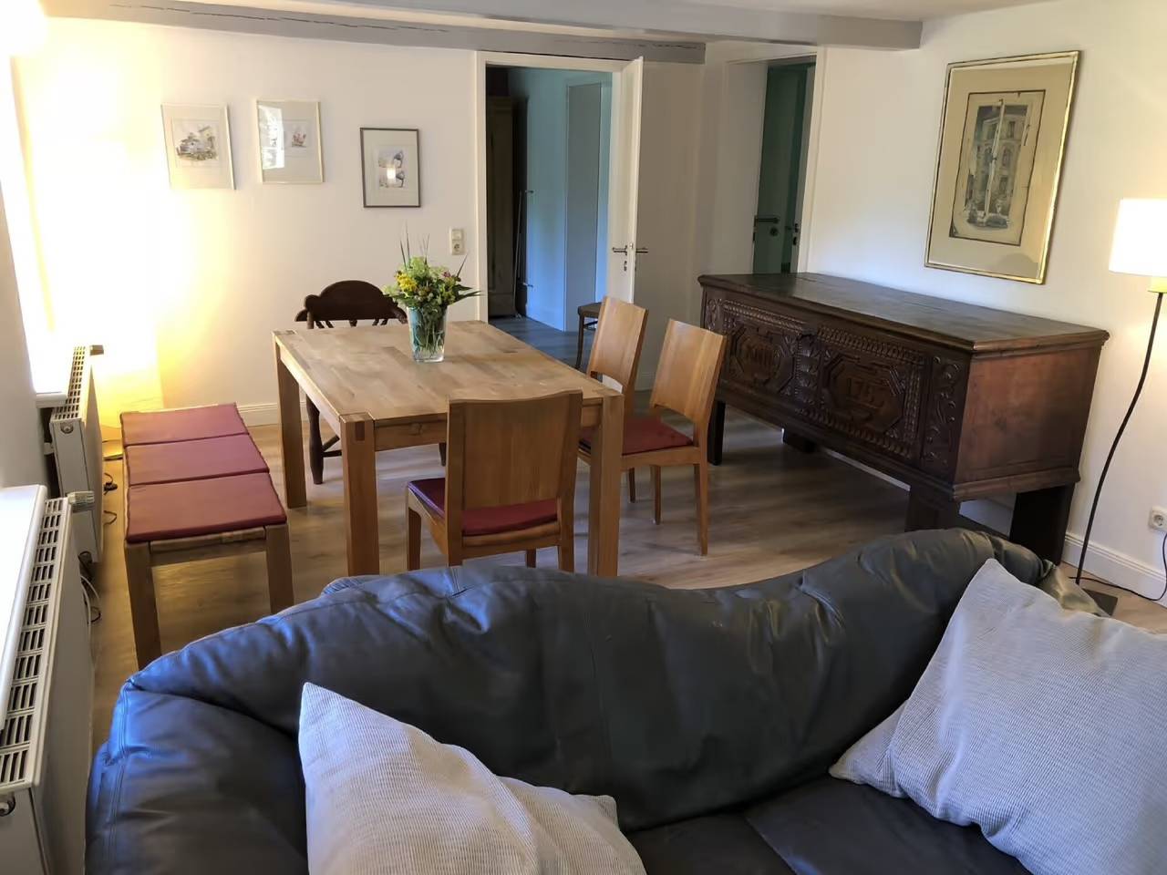 Ferienhaus 'Reetdachhaus Auf Eiderstedt' mit privater Terrasse und Wlan in Witzwort, Halbinsel Eiderstedt