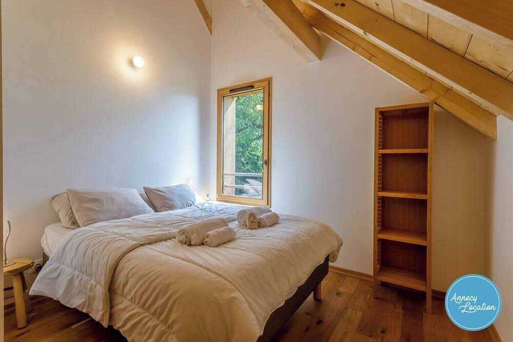 Chalet Chenavan – Secluded Retreat in the Heights of Talloires in Talloires-Montmin, Annecy region