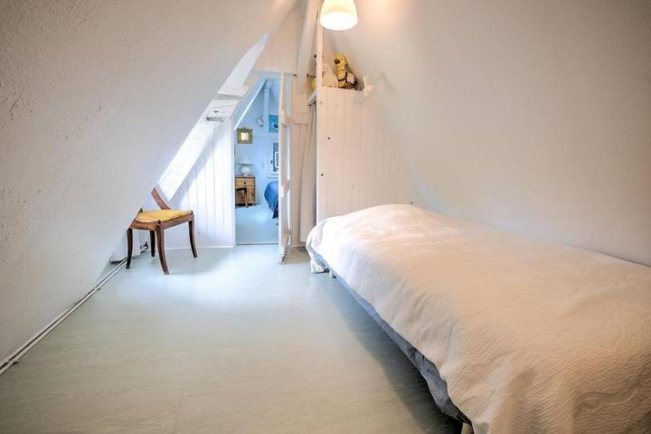 Location de vacances pour 23 personnes, avec terrasse et piscine à Saint-Laurent-des-Hommes - 2
