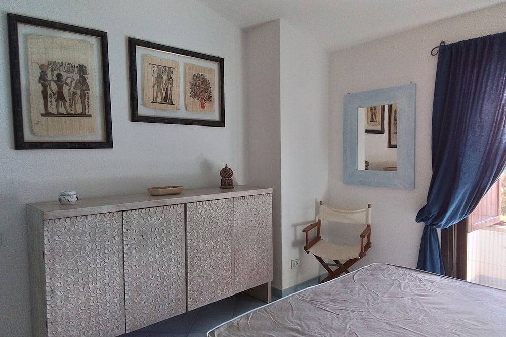 House in residence with swimming pool- 5 min from Campulongu beach in Villasimius, Cagliari Provinz