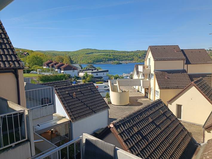Ferienwohnung für 5 Personen, mit Balkon und Seeblick sowie Ausblick in Waldeck