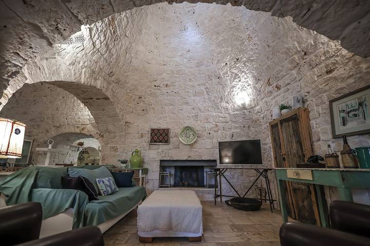 Location de vacances pour 5 personnes, avec Terrasse ainsi que Jardin et Piscine à Antonelli - 4