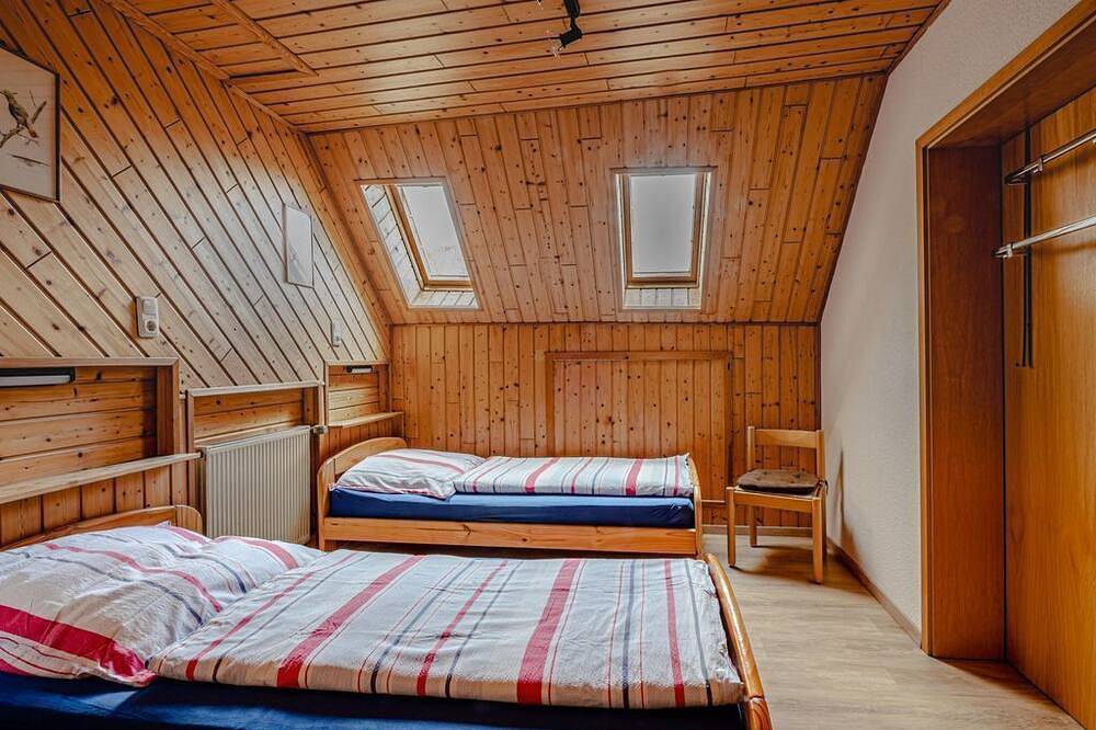 Geheel appartement, Vacation apartment Maria Soens - 5-bed vacation apartment in Kronenburg, Dahlem