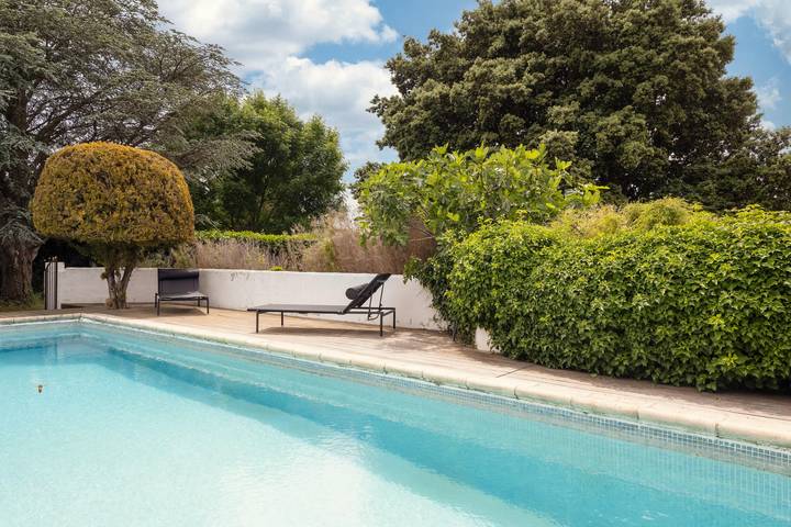 Location de vacances pour 6 personnes, avec terrasse et jardin à Rochefort-du-Gard - 4