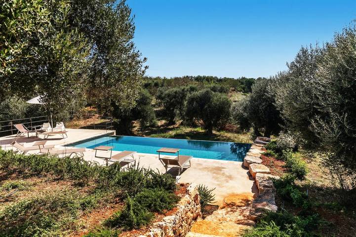 Trullo per 6 persone, con balcone/terrazza a Cisternino
