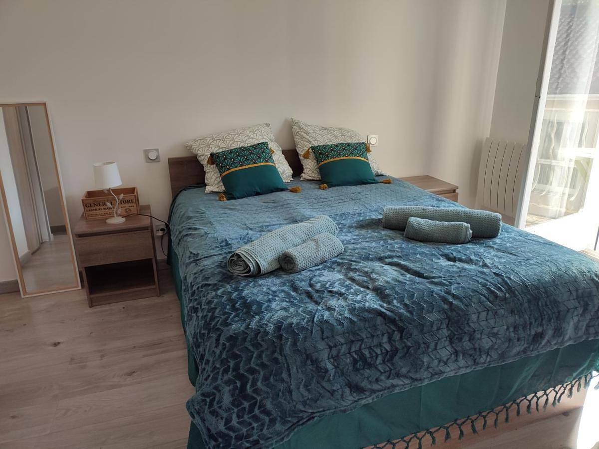 Appartement entier, One-Bedroom Apartment in Dax, Région de Dax