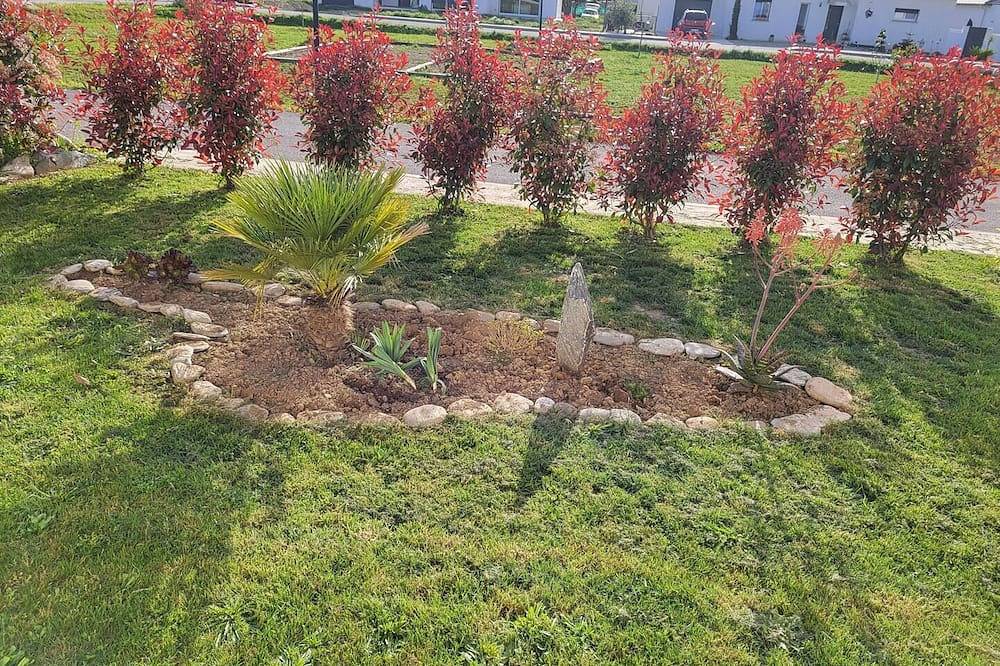 Villa Moderne Avec Jardin à 300 m du Bord de mer in Moriani-Plage, Corte e dintorni