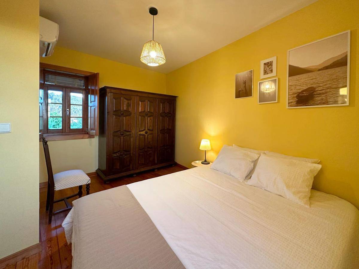 Two-Bedroom House in Duas Igrejas (Porto), Distrito do Porto