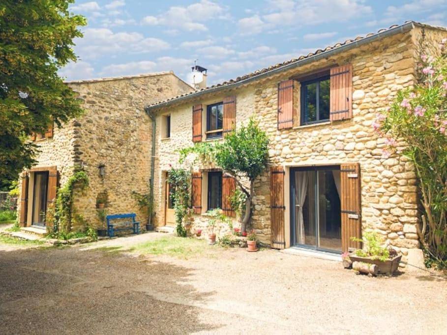 Five-Bedroom House in Villedieu, Vaucluse