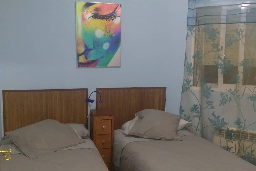 Apartamento entero, Piso céntrico a 20 minutos del centro de Madrid con wifi in Navalcarnero, Provincia de Madrid