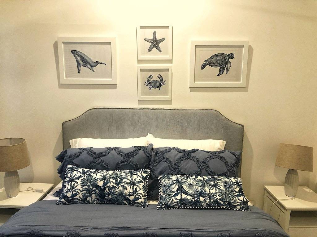 The Summerhouse - Stylish Beachhouse designed for relaxing in Pearl Beach, New South Wales