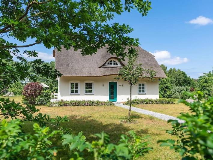 Ferienhaus für 6 Personen, mit Terrasse und Garten sowie Sauna