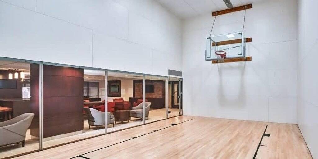 Ganze Wohnung, Sojourn | Courtland Towers Metro Accessible in Arlington (VA), Arlington County