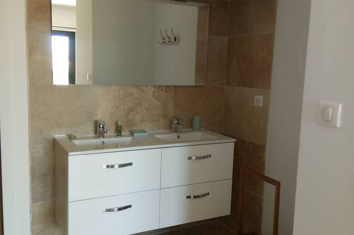 Grand Mazet garden level, 3 parental suites shared swimming pool - Vallée des Baux in Paradou, Arles region