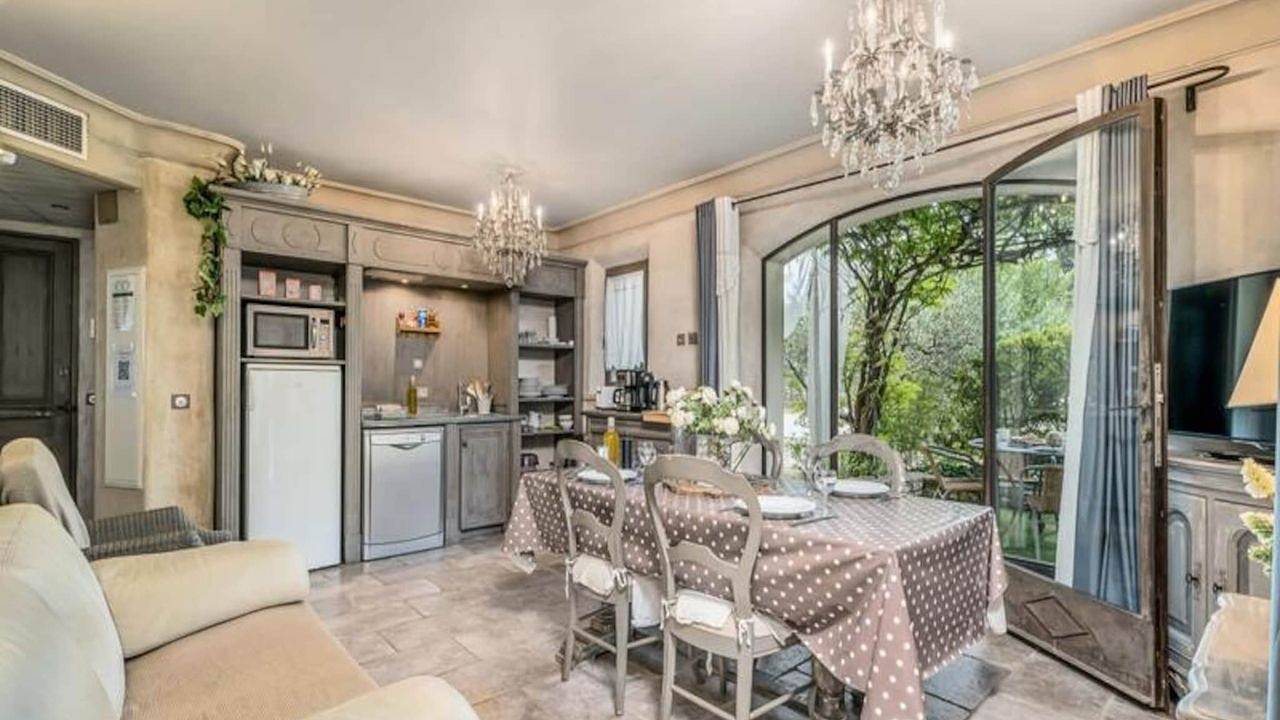 Apartamento vacacional entero, Ferienwohnung für 4 Personen (56 m²) in Commune d'Oppède in Oppède, Parque natural regional del Luberon