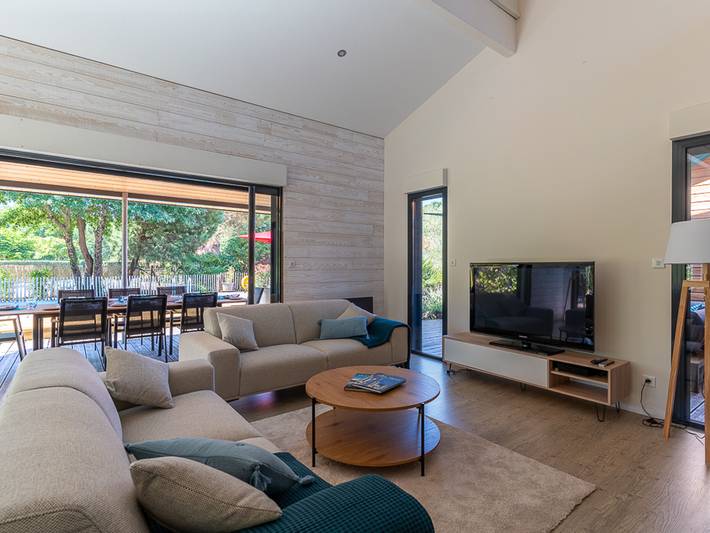 Villa pour 10 personnes, avec terrasse et jardin à Biscarrosse - 4