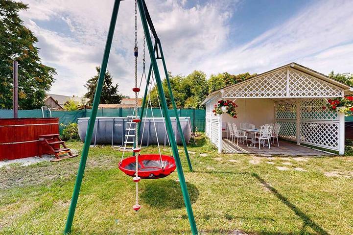 Ferienwohnung für 8 Personen in Balatonszabadi