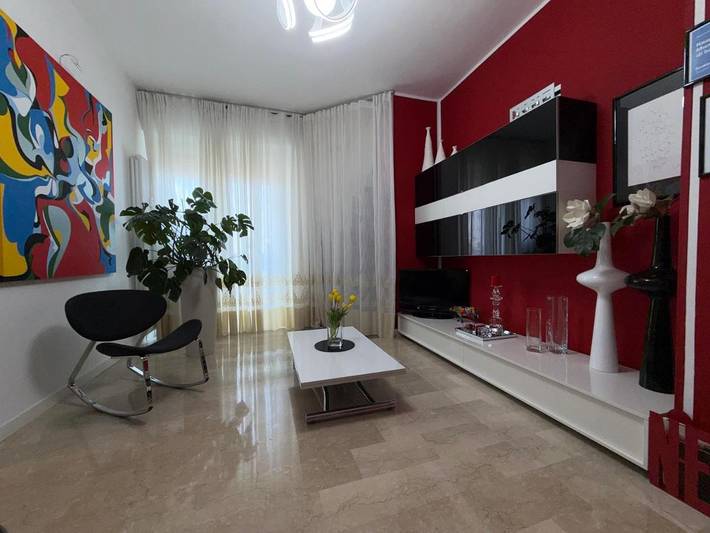 Appartamento per 4 persone, con Balcone e Panorama a Sesto San Giovanni
