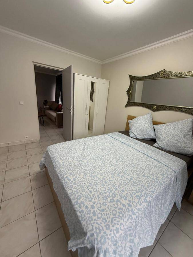 Gîte pour 3 personnes, avec balcon et vue à Saint-Gratien - 2