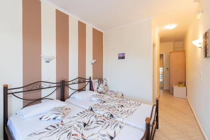 Ferienwohnung für 5 Personen, mit Balkon und Ausblick in Sarti - 2