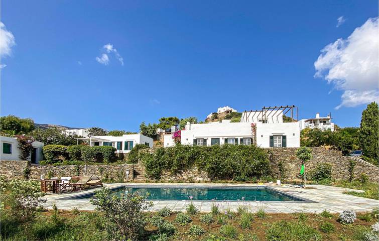 Retraite avec vue sur la mer, piscine et terrasse in Apollonia, Sifnos