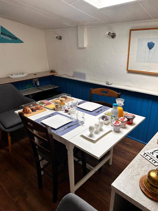 Standard Twin Room in Rotterdam, Südholland