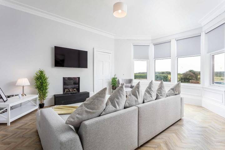 Holiday rental for 4 people, with garden in Troon