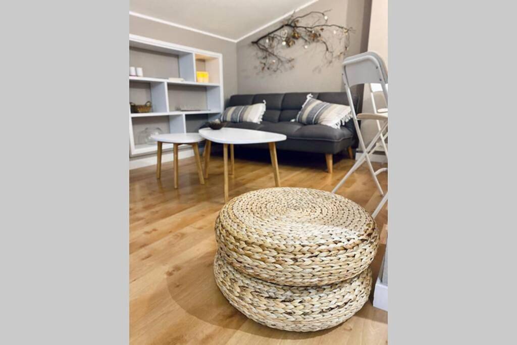 Apartamento entero, One-Bedroom Apartment in Barbastro, Provincia de Huesca