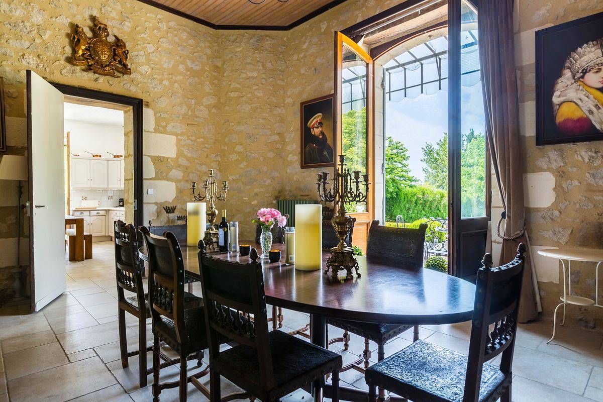 Château pour 10 personnes avec terrasse in Puymiclan, Région de Marmande