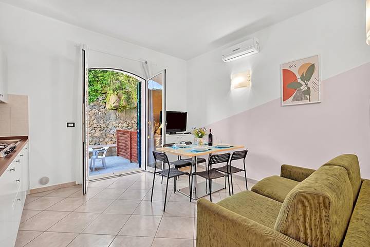 Appartamento intero, Seaview Pool Retreat - B2 in Andora, Riviera di Ponente